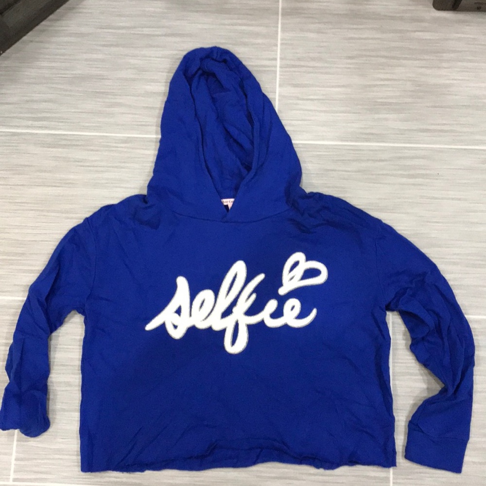 Selfie cropped hoodie